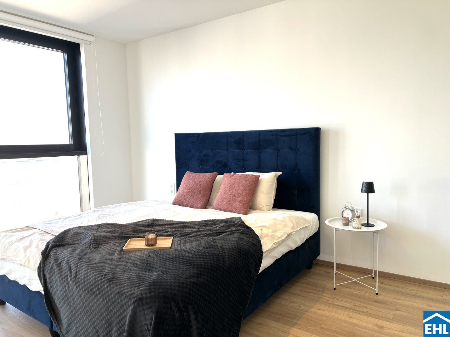 3 Zimmer Traumwohnung im 15.OG mit grandioser Aussicht ab 01. Juni!