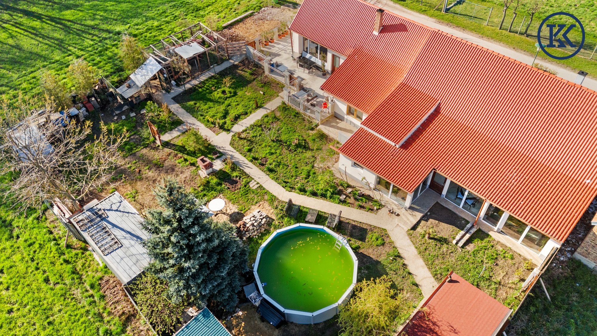 Wunderschönes Familienhaus im ländlichen Bereich