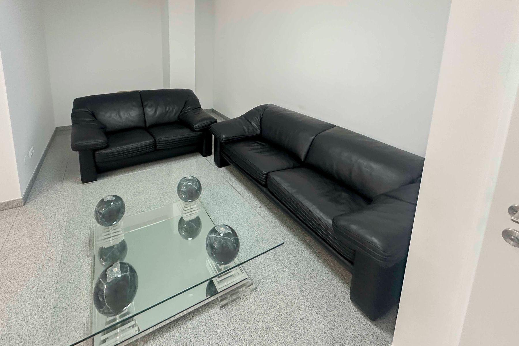 Modernes Neubau-Büro mit Terrasse im 12. Bezirk - Garagenplätze optional - Ansicht 4