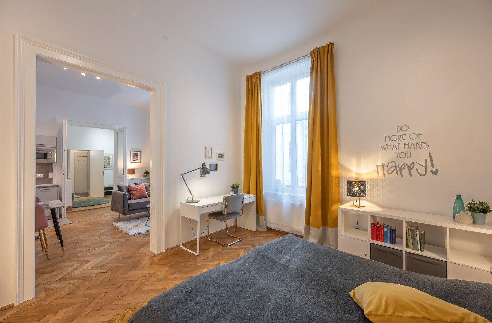 Altbau-Cityapartment komplett hofseitig & ruhig - sofort bezugsfertig | 3 Zimmer