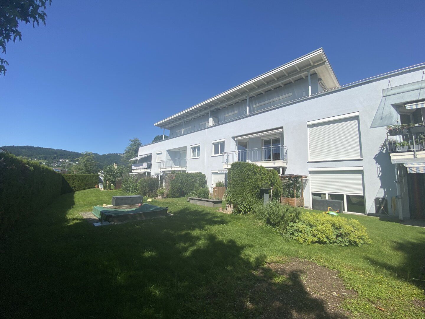 Tolle 3-Zimmerwohnung mit Balkon in Muntlix zu vermieten!