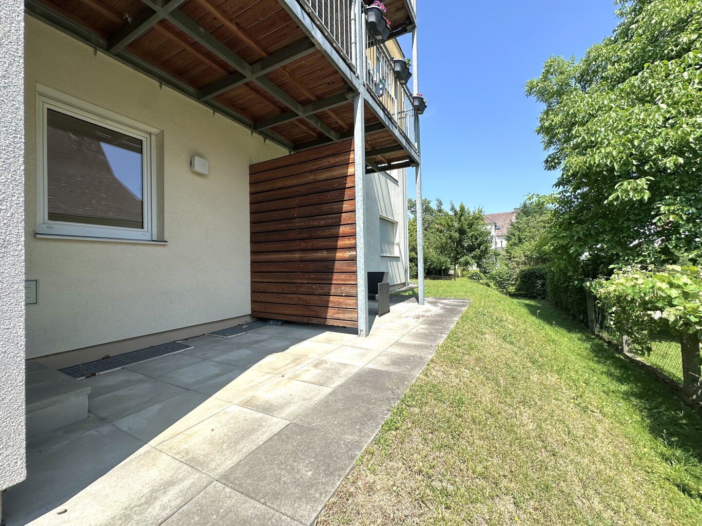*Provisionsfreie Sonnige 2-Zi.-Wohnung mit Terrasse und Garten*