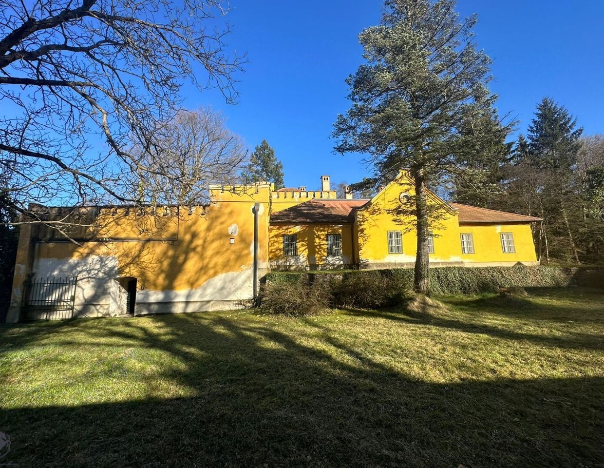 SCHLOSS WERKSCHLÖSSL Antimonschlössl steht zum Verkauf