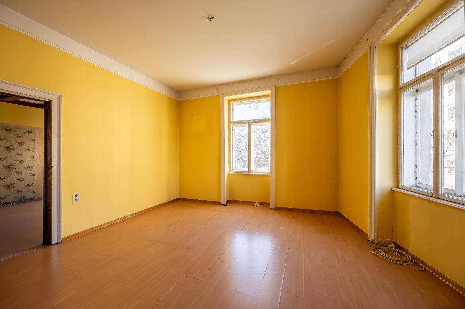 ++NEU++ 3-Zimmer Altbau-Wohnung (sanierungsbedürftig) - Sanierungspotenzial
