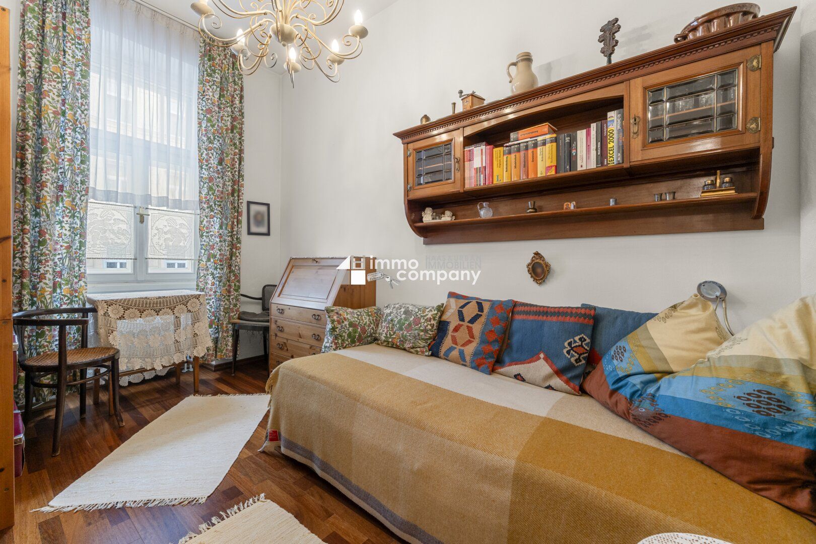 Elegante Altbauwohnung, mit Charakter