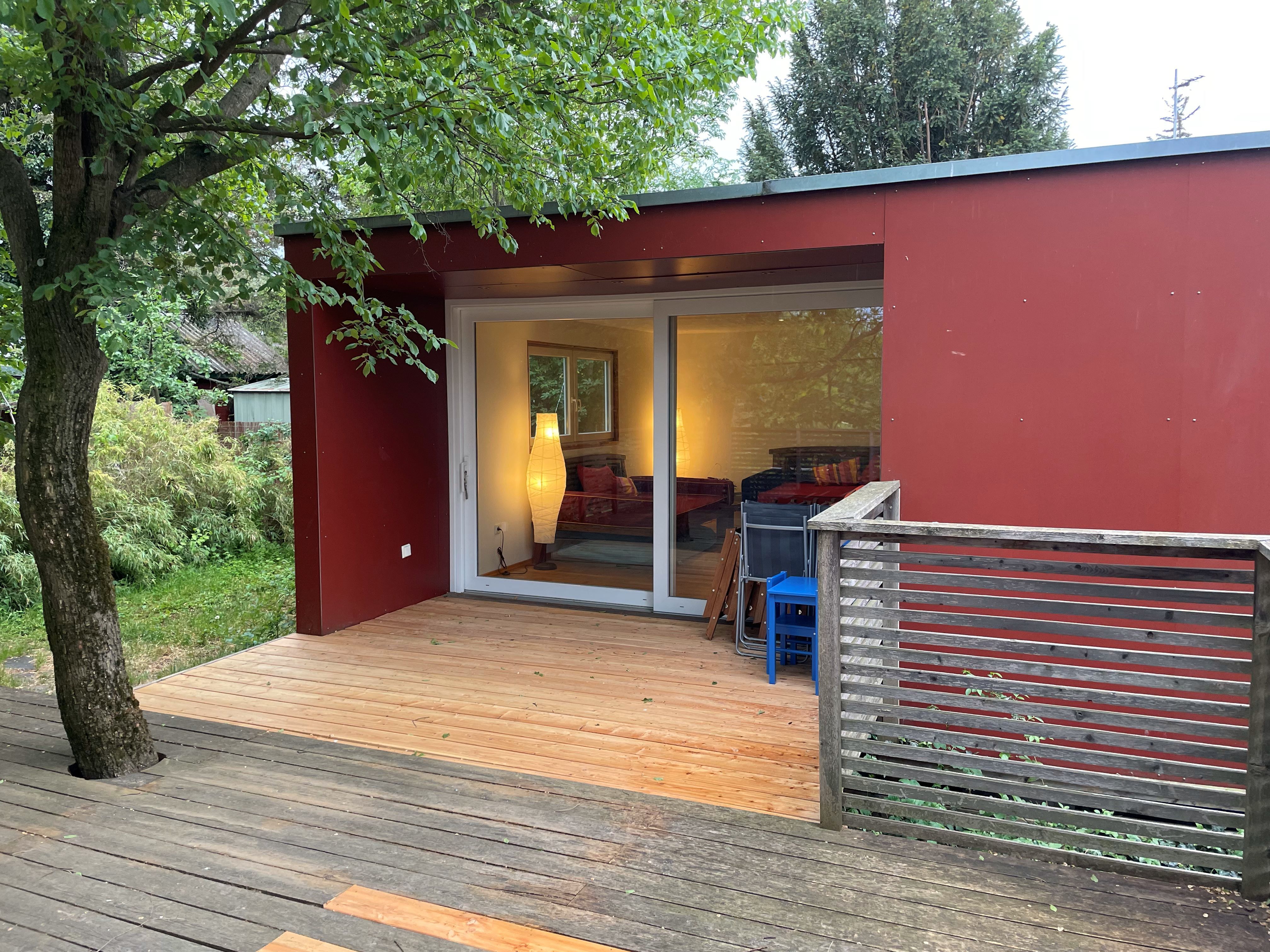 Einmalige Gelegenheit: Modernes Architekten-Microhouse am privaten Schellensee - U6-Endstation