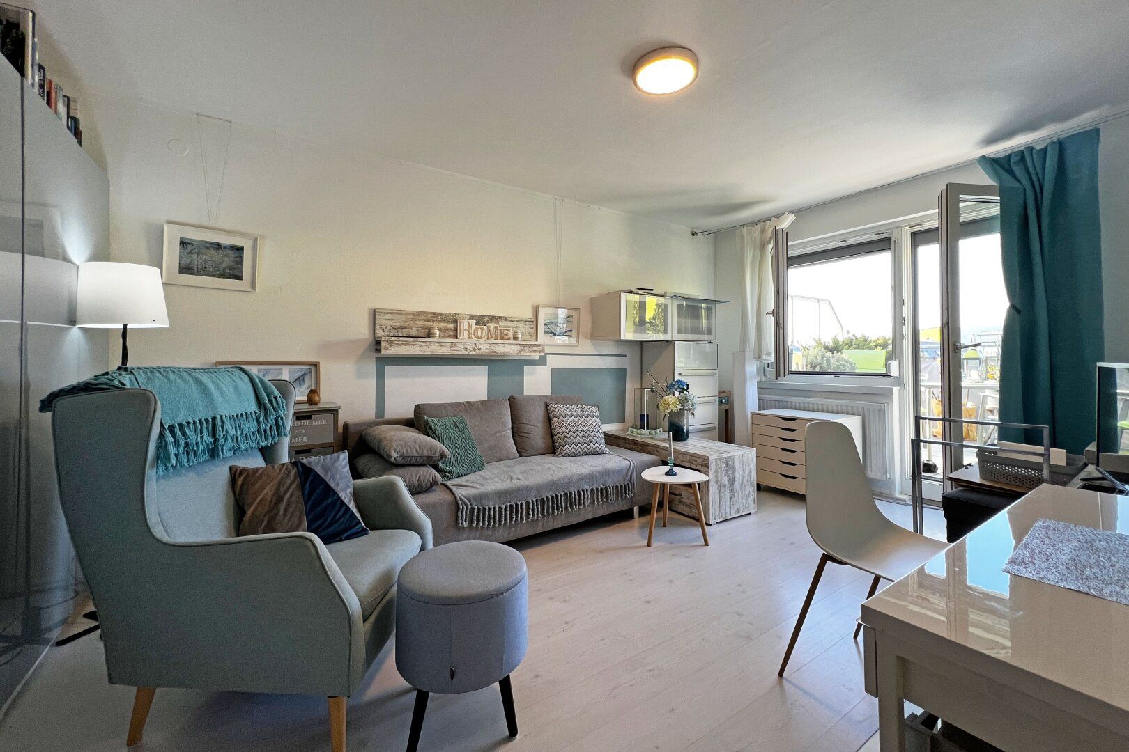 Traumhafte Dachterrasse mit Weitblick bis zum Lainzer Tiergarten - 2,5-Zimmerwohnung in Penzing
