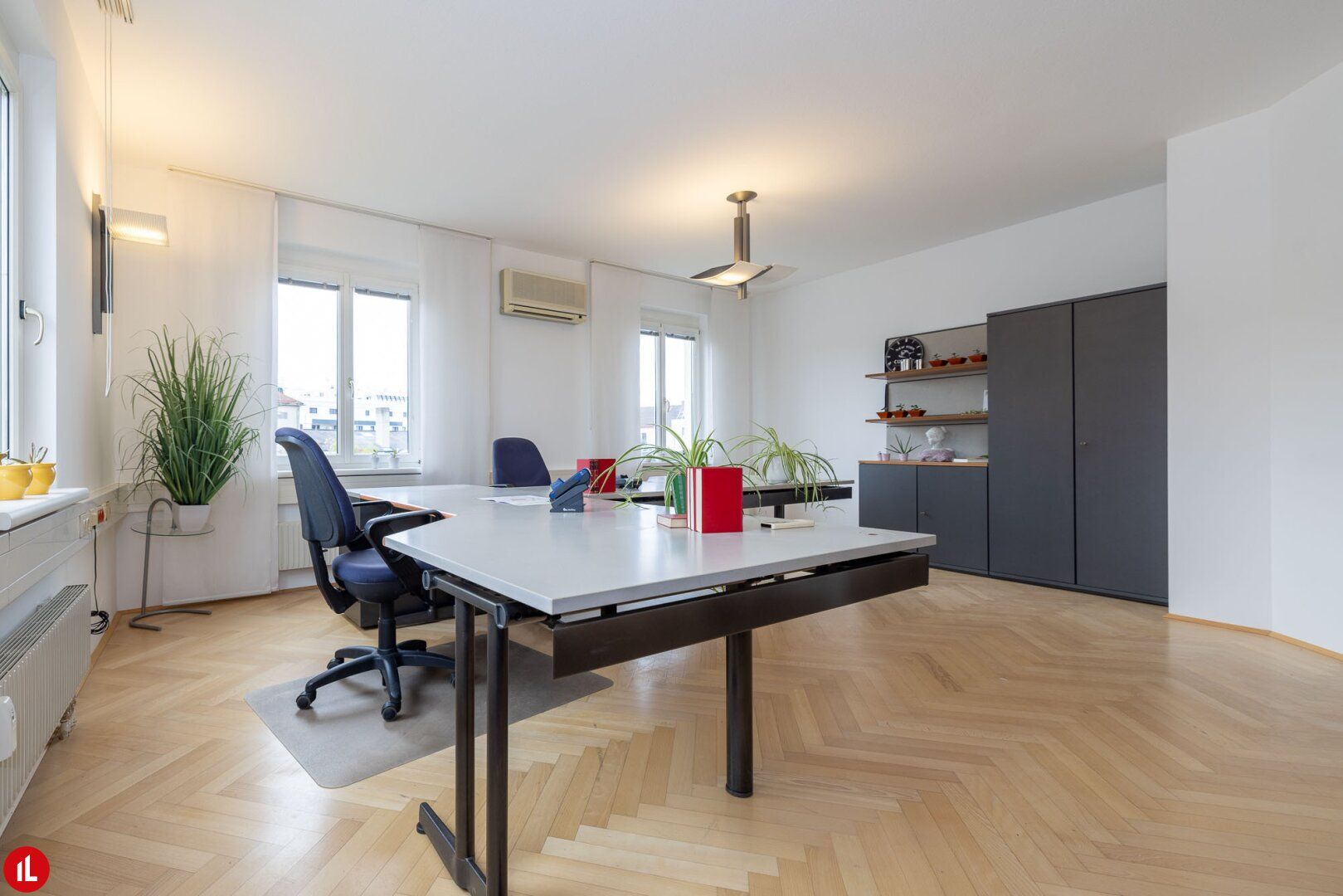 Büro nahe Wien und Flughafen