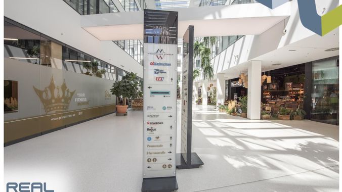 Topmoderne High-End-Mall im Anschluss zum Büro