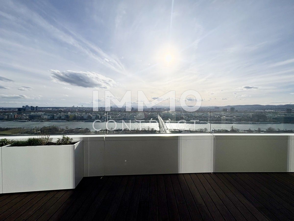 Erstbezug DANUBEFLATS mit Gym, Saunen, Pool, Bar & Lounge, TOP-Blick Stephansdom, Neue Donau