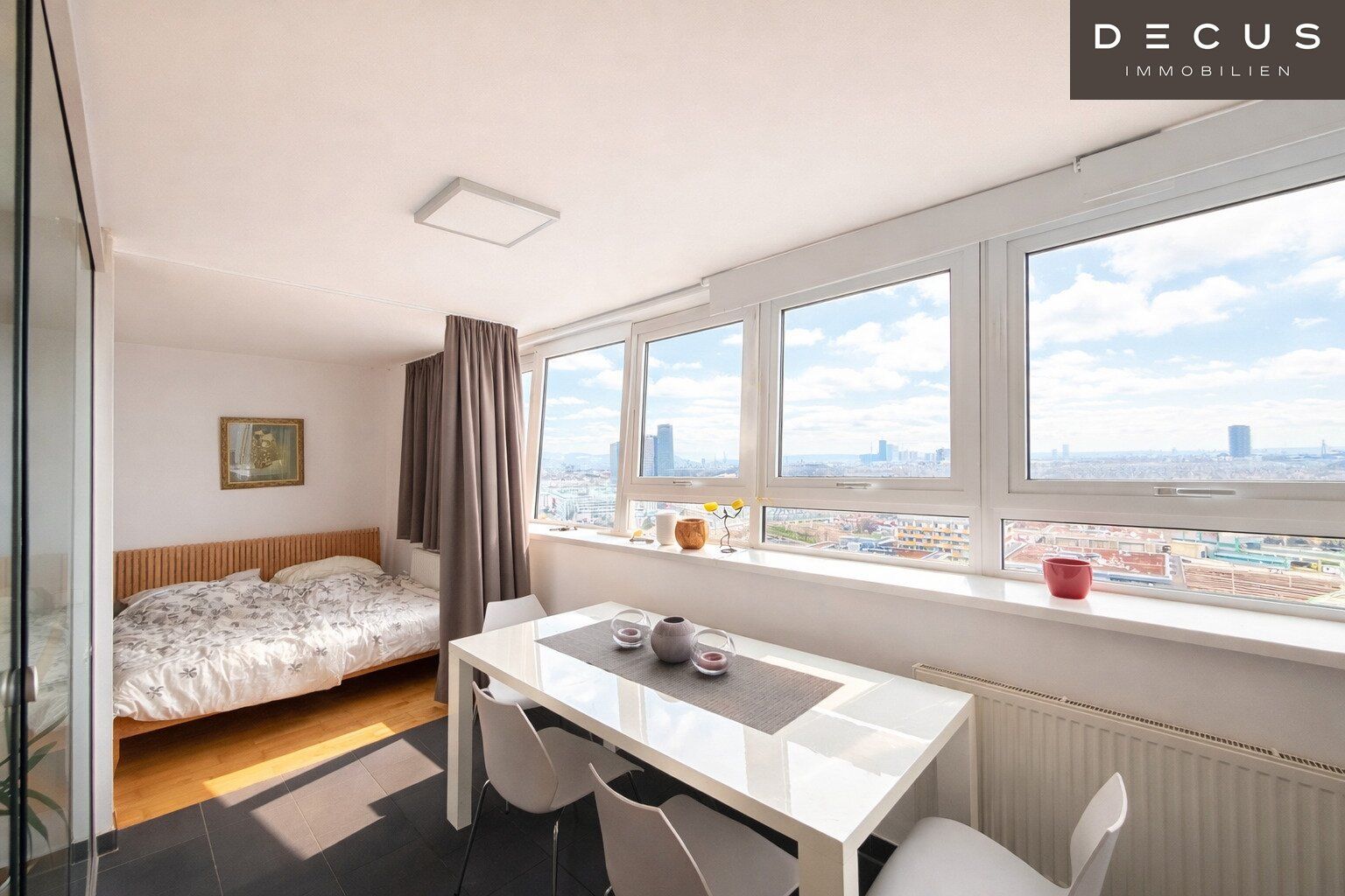 2-ZIMMER WOHNUNG | VOLL MÖBLIERT | GASOMETER | FERNBLICK | PERFEKT ANGEBUNDEN - Ansicht 3