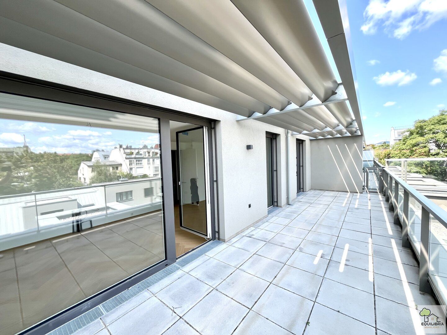 SINGELEHIT AN DER ALTEN DONAU! GEKÜHLT ! NEUBAU ! Erstbezug mit einer 28 m2 großen und ruhigen Terrasse - Entdecke dein neues Zuhause