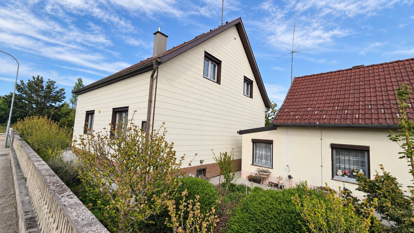 Haus – Neunkirchen - Ansicht 2