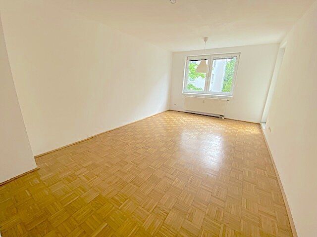PROVISIONSFREI VOM EIGENTÜMER! 2-ZIMMER WOHNUNG MIT LOGGIA IN DER FORSTHAUSGASSE!