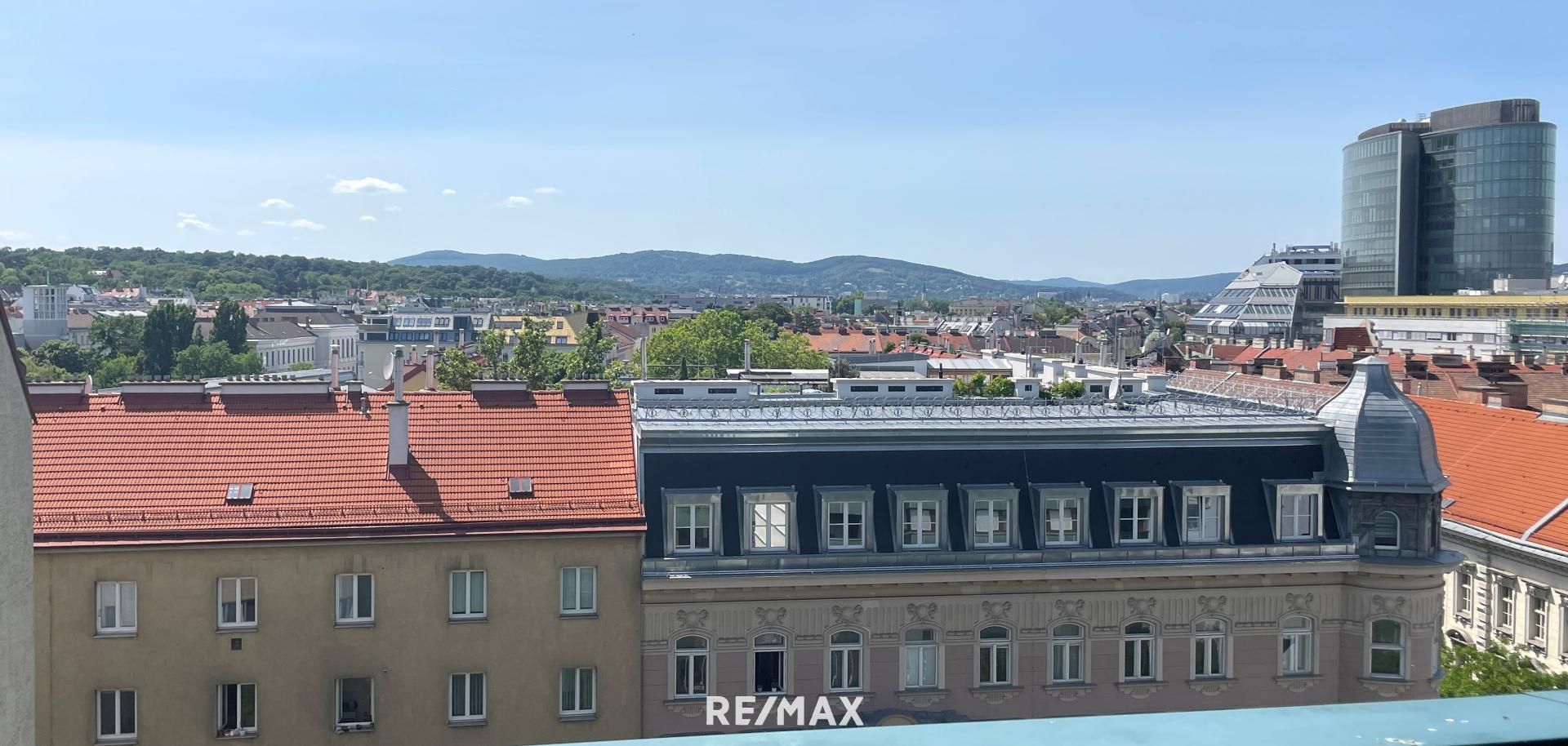 Charmante 2-Zimmer-Wohnung mit Loggia und Weitblick über Wien