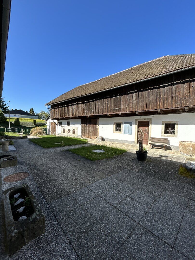 Geschichtsträchtiges Haus mit Potential