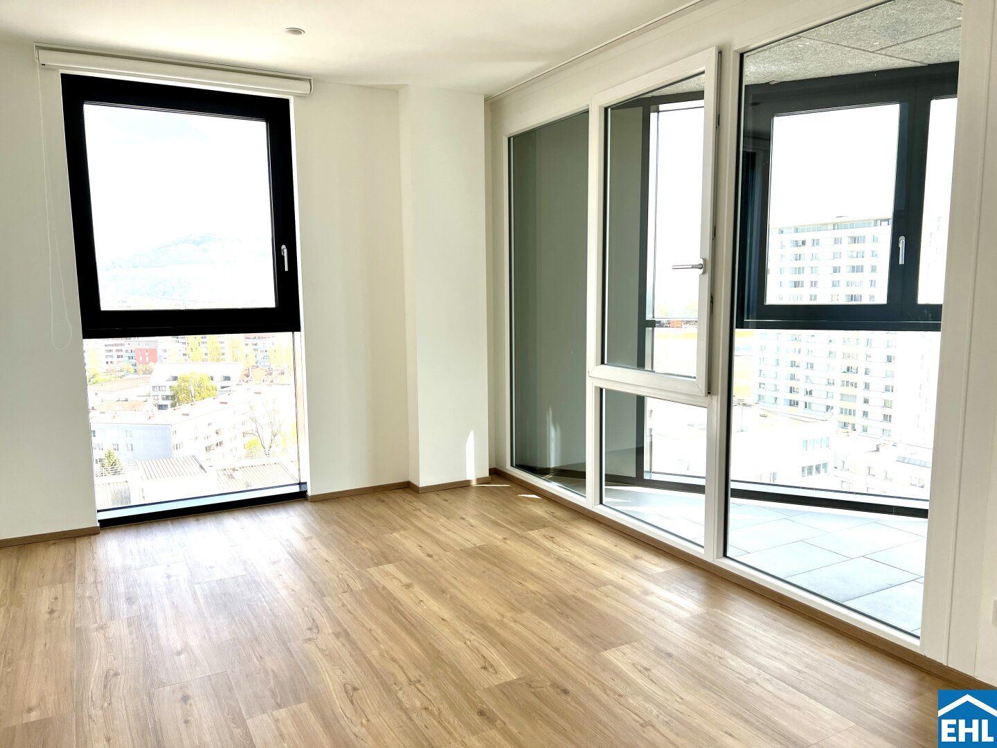 Ihre 2-Zimmer-Wohnung ab 01. Juni 2025 im neuen High Five Tower - Jetzt besichtigen!