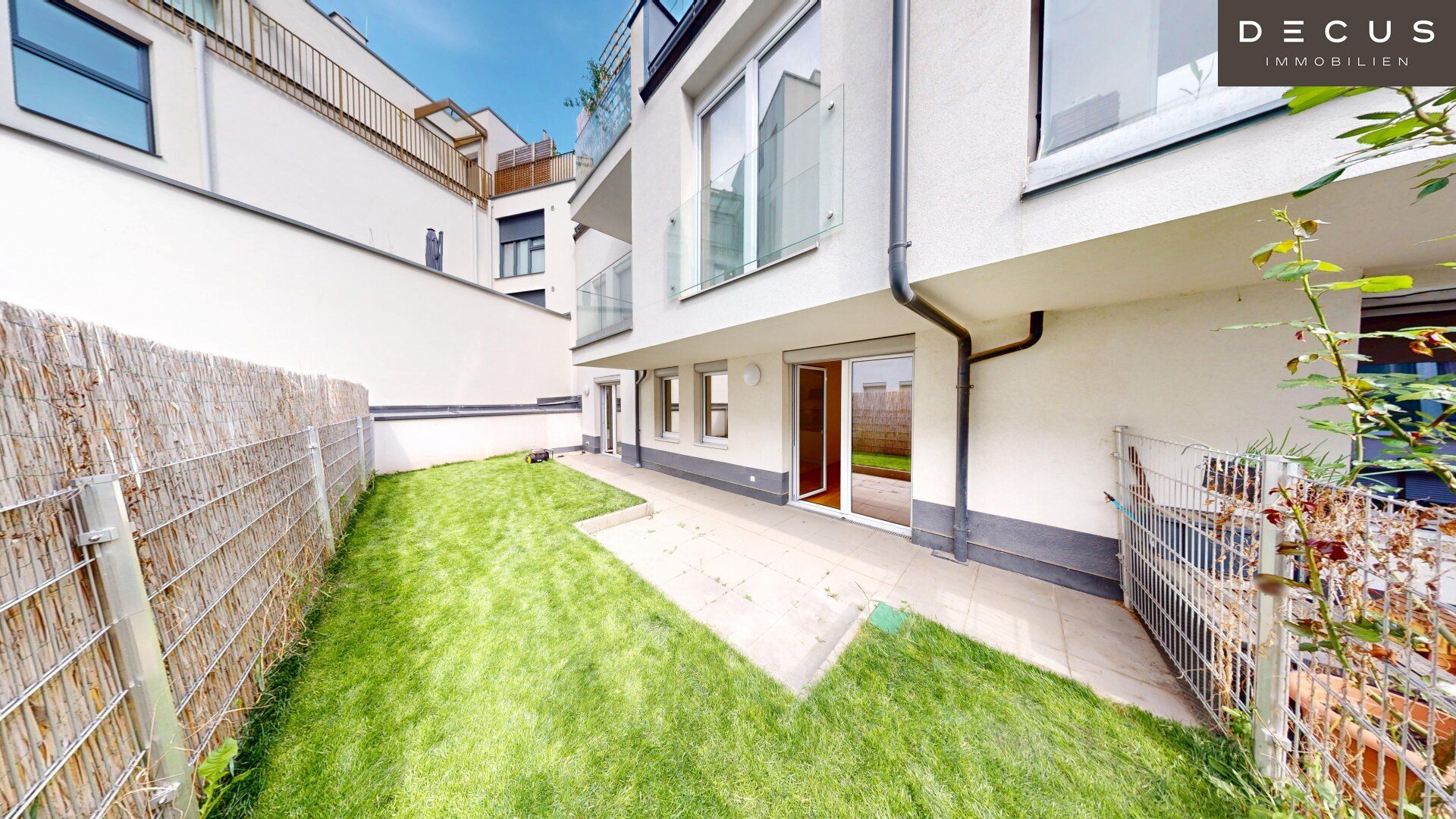 | RUHIGE GARTENWOHNUNG | U1 KAGRANER PLATZ | 45M² AUSSENFLÄCHE | AB SOFORT