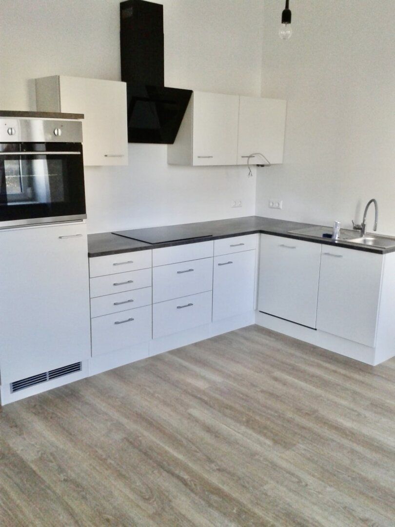 Gepflegte zwei Zimmer Wohnung Nähe St. Peter zu vermieten!