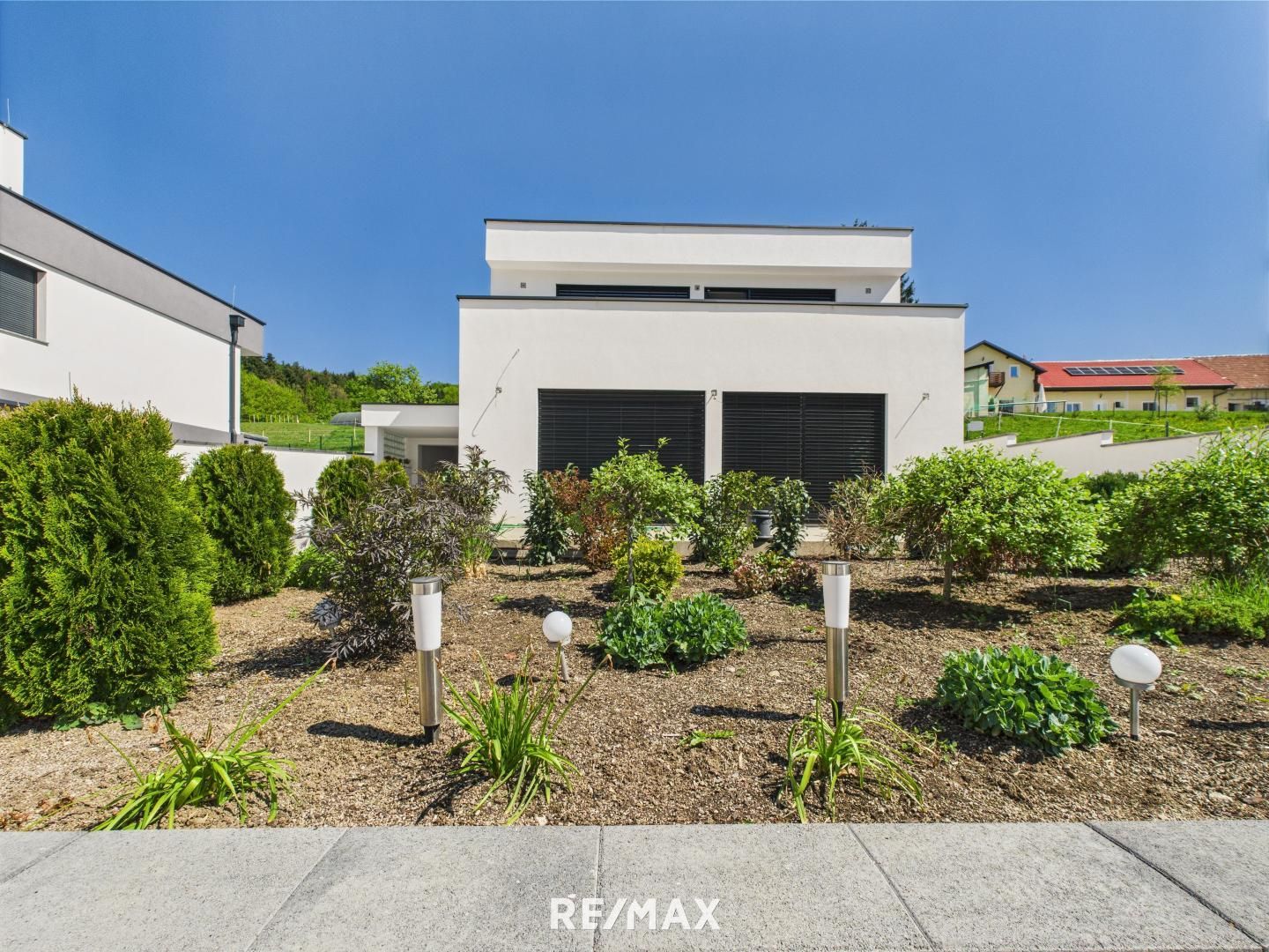 Moderne Neubau-Villa mit Smart-Home-System nahe Wien