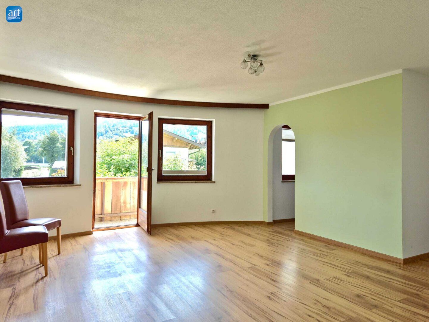 Traumhafte 2-Zimmer-Wohnung mit Balkon in St. Johann, nur 370.000 €!