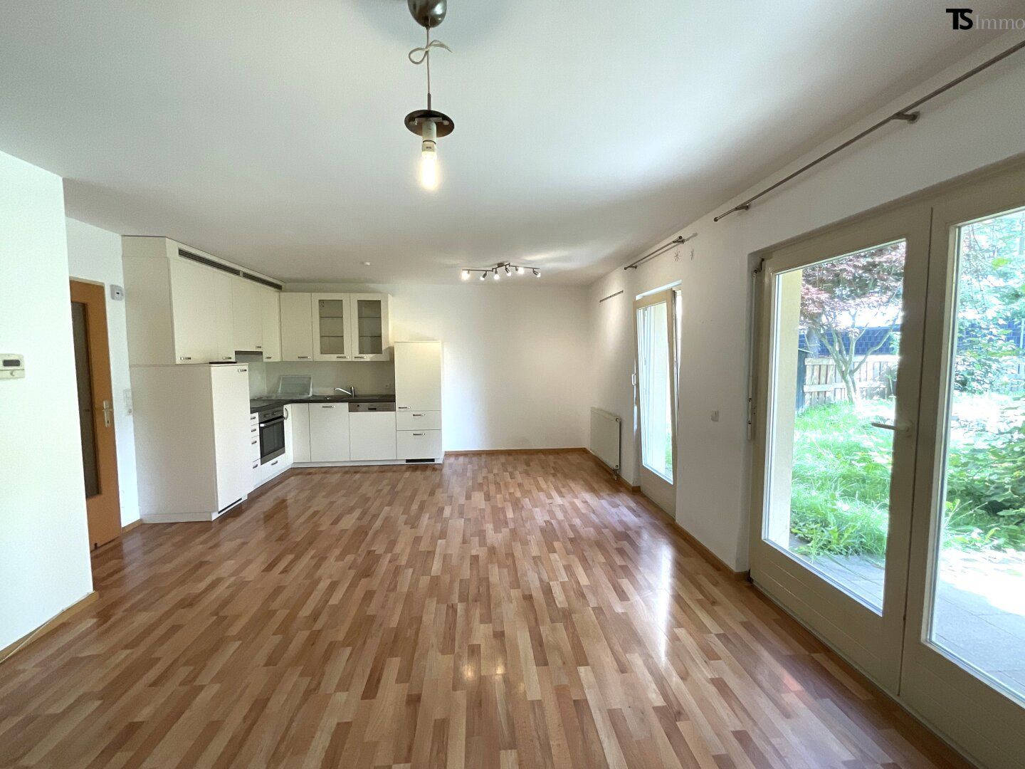 Gisingen: Investoren/Anleger 3-Zimmer-Garten-Wohnung ca. 68 m² mit Terrassen- und Gartenfläche ca. 33 m² - Grenze zu Altenstadt