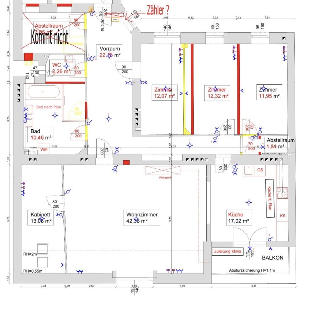 UNBEFRISTET: große 5 Zimmer im frisch ausgebauten Dachgeschoss mit Balkon!