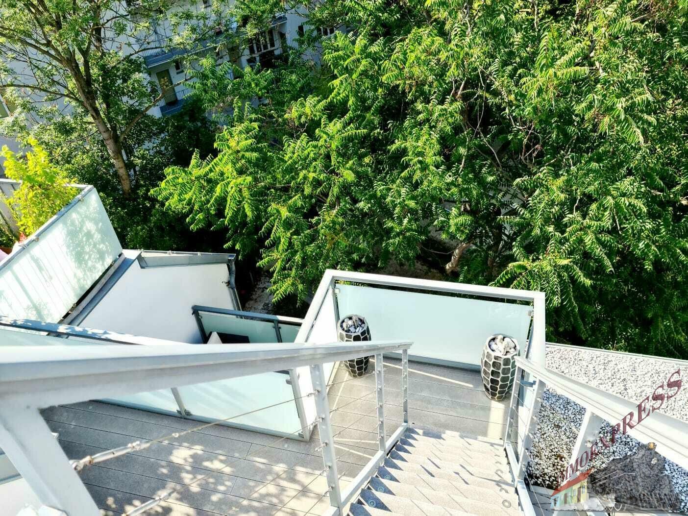 Wohnungs- Paket mit Garten, Garage, Sauna und Swimmingpool! 4 Wohnungen stilvoll renoviert! - Ansicht 5