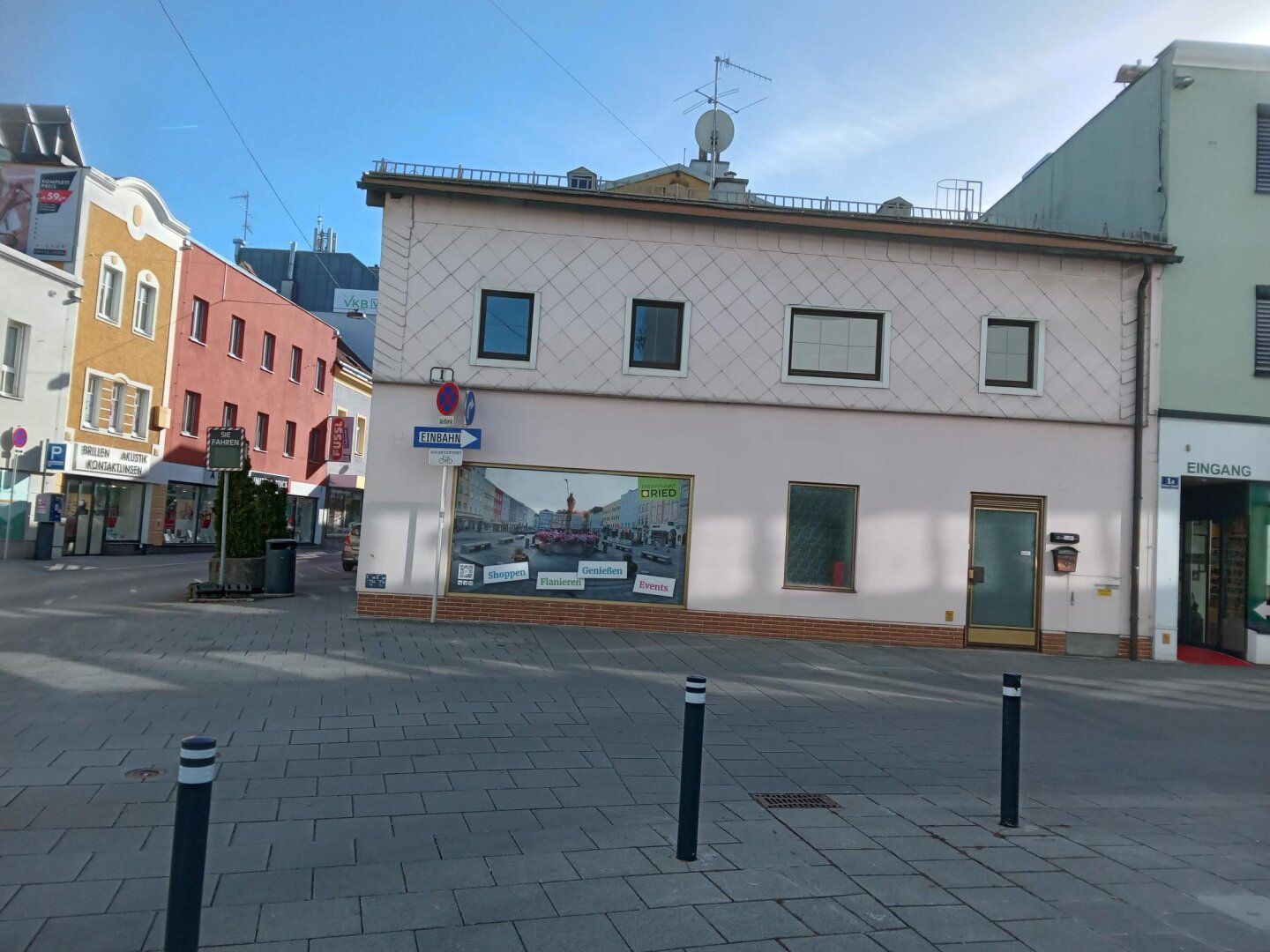 gemütliche 2,5-Zimmer Wohnung mit möblierter Küche im Zentrum von Ried/I.