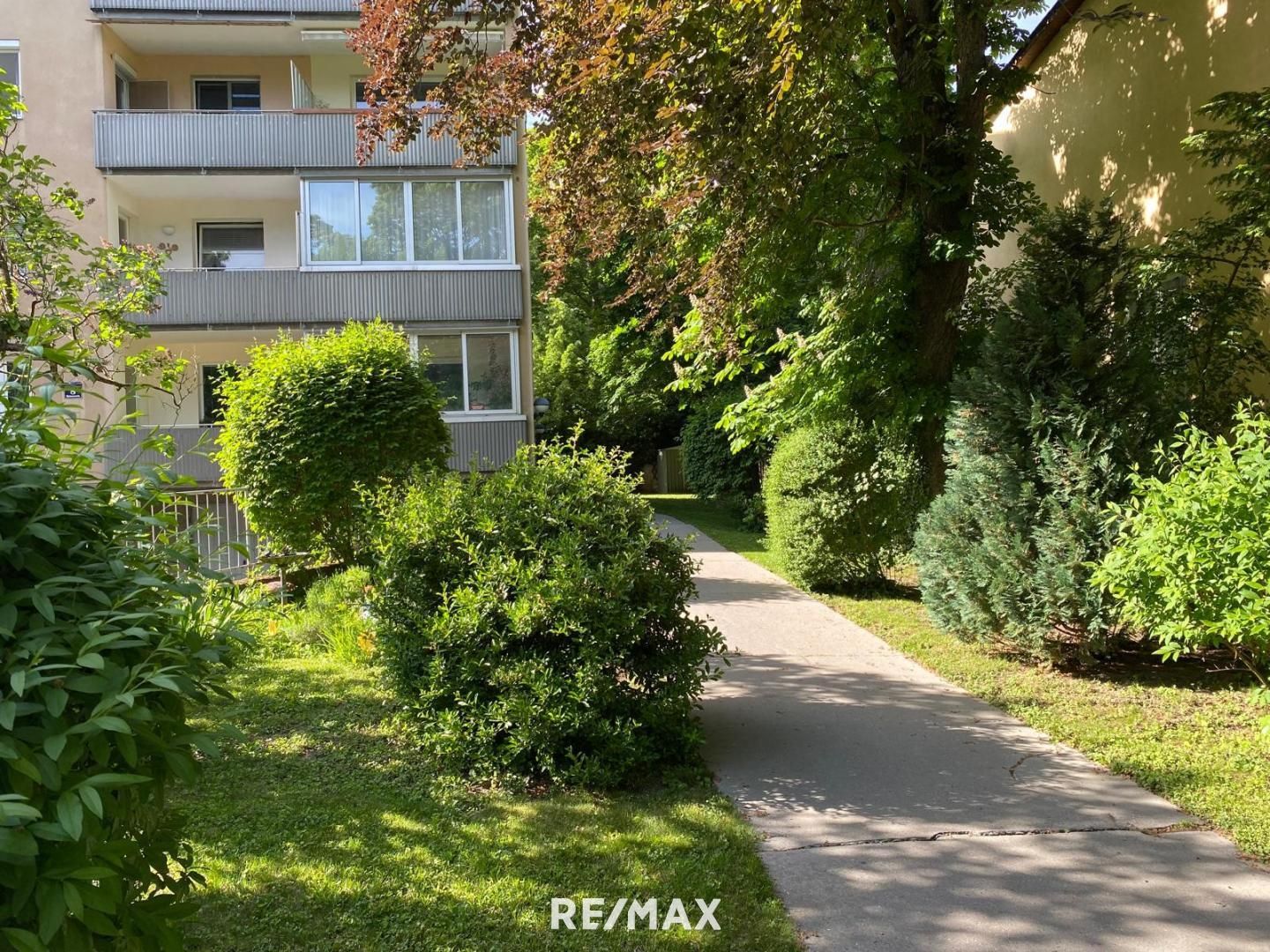 Doblhoffpark - Schöne Eigentumswohnung mit südseitiger Loggia!