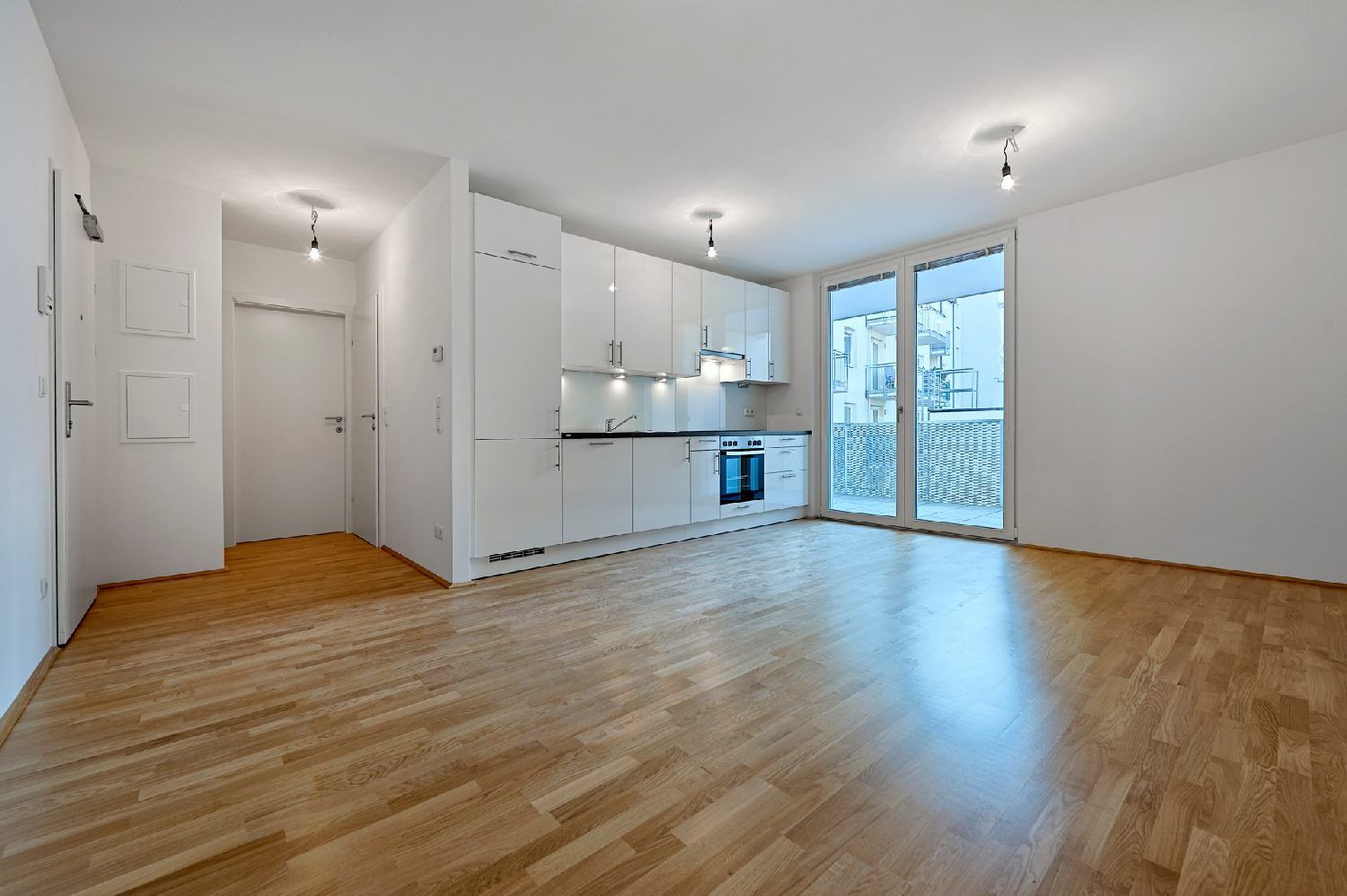 Schöne 2- Zimmerwohnung im 4.OG- Hofruhelage