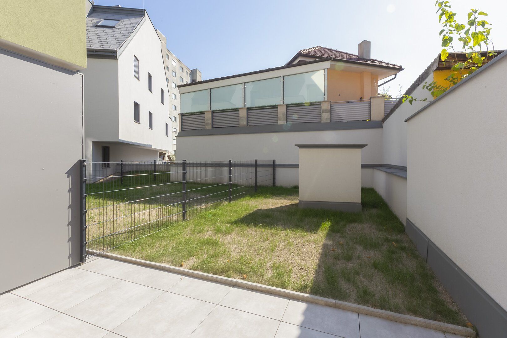 EHK 100 | 3 Zi mit südseitigem Eigengarten & Terrasse