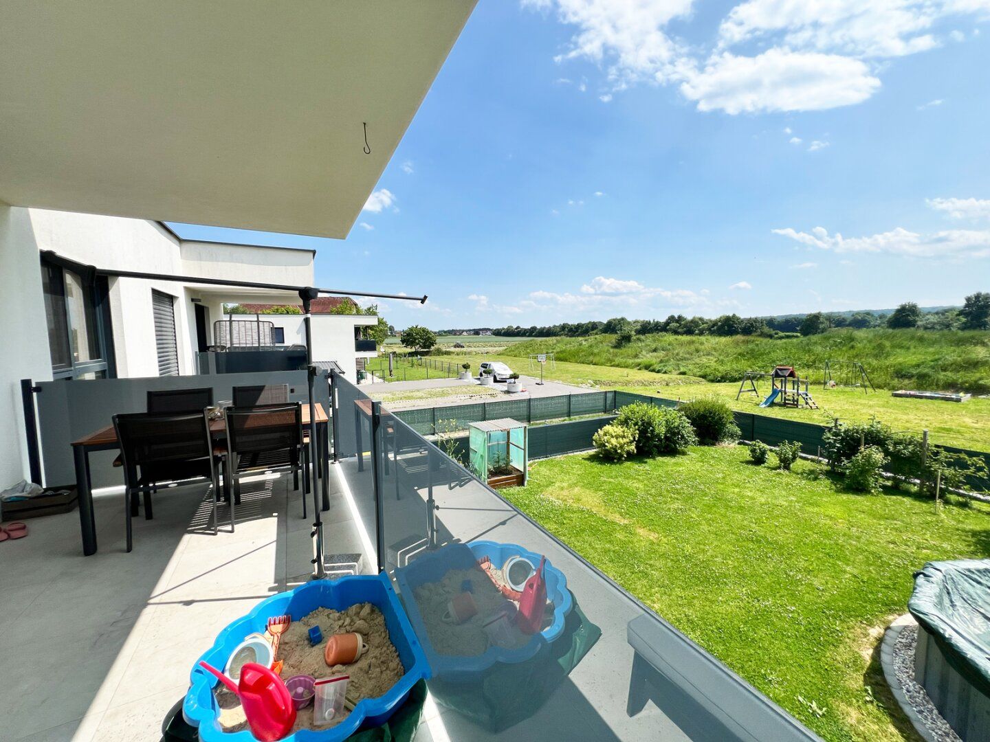 Lieboch - Familienfreundliche 3-Zimmer-Wohnung mit Terrasse, Carport & extra Parkplatz