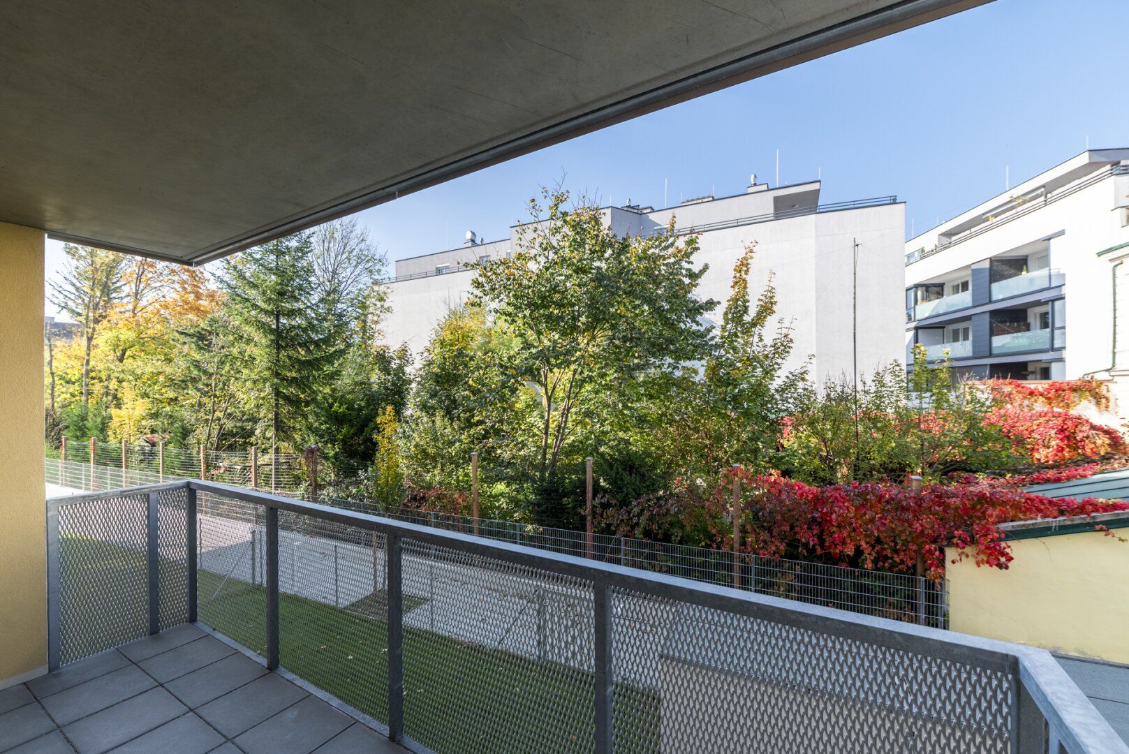 PROVISIONSFREI | Bezaubernde 3-Zimmer-Wohnung mit Grünblick | Ideale Aufteilung | Balkon & Loggia