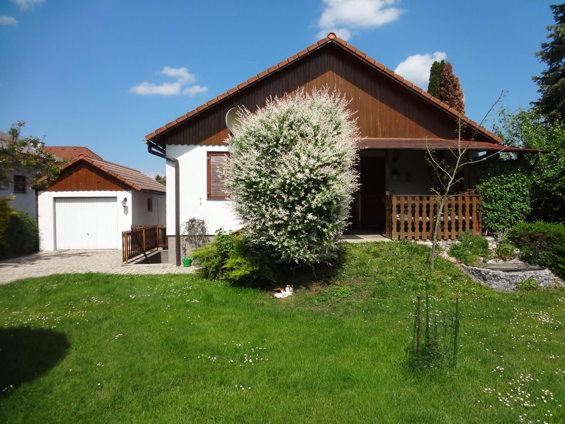 SMARTER BUNGALOW IN GUTER LAGE!