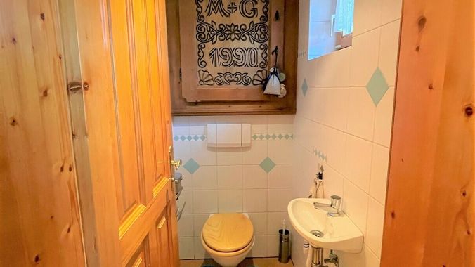 WC EG