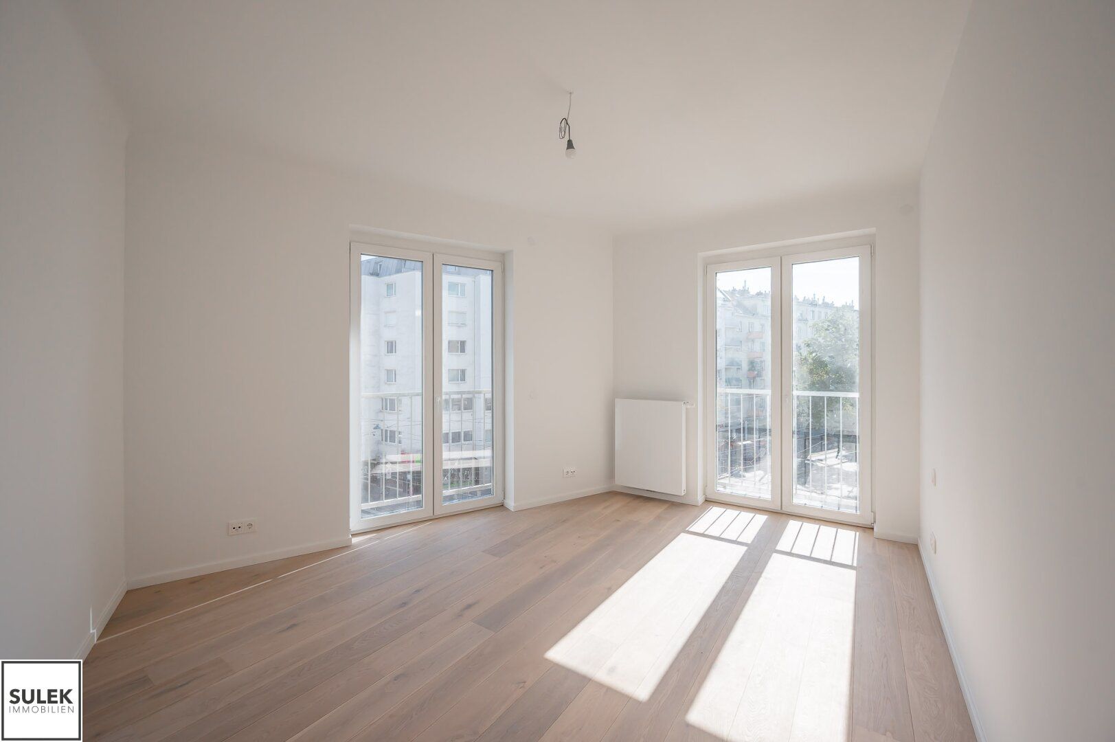 Erstbezug nach Generalsanierung in der Taborstraße 63 - perfekt angebunden: 2 Zimmer + Wohnküche + Balkon