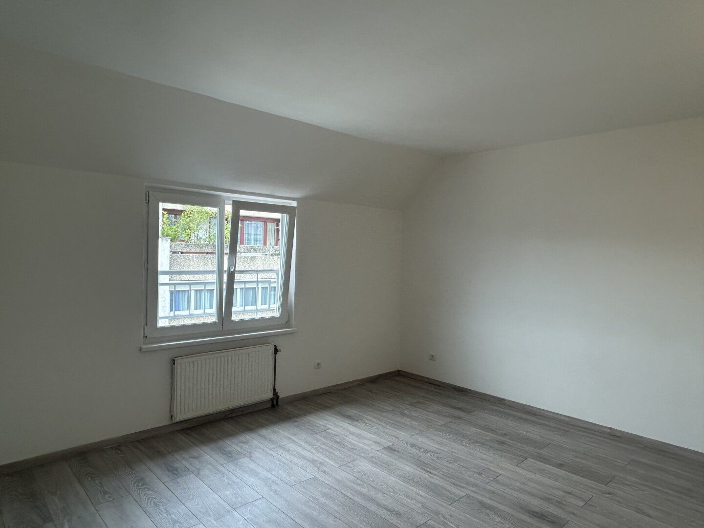 Diesterweggasse - Studentenwohnung mit Garage zu vermieten