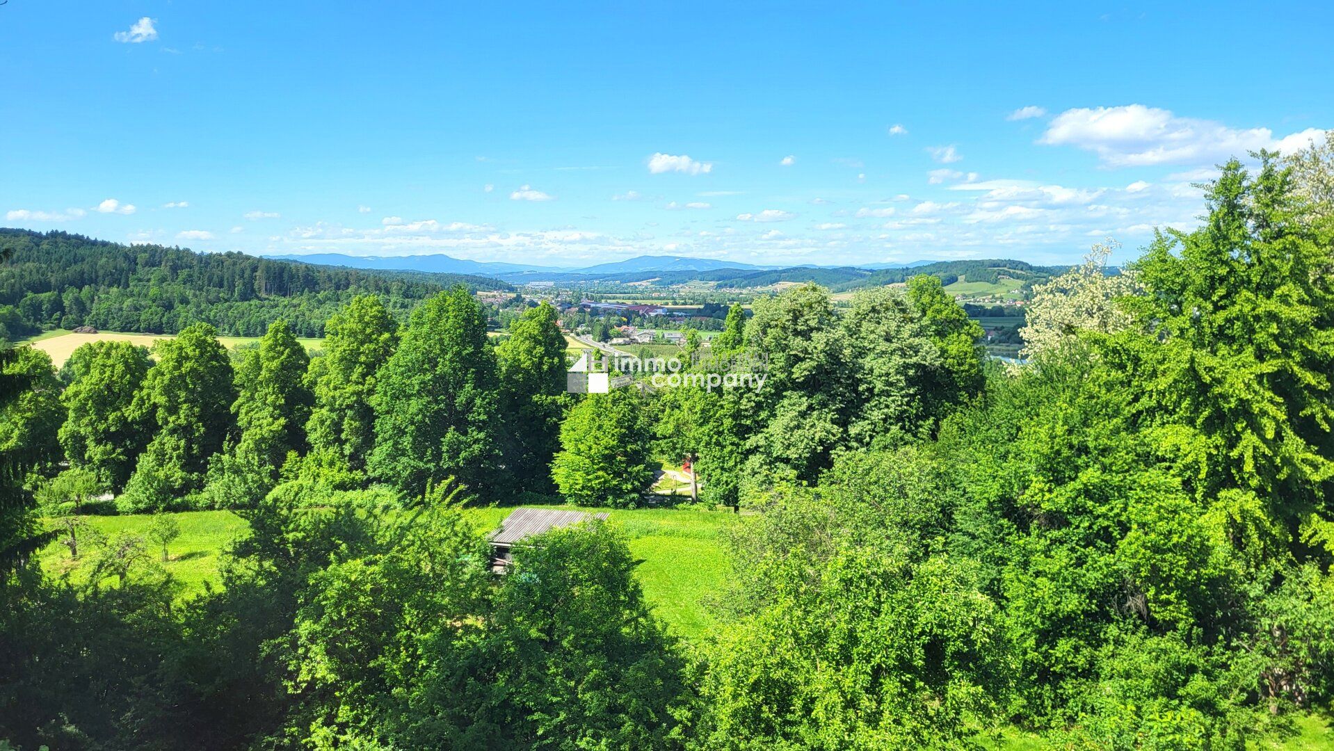 Hochwertig residieren im Herzen Kirchbergs - 2-Zimmer-Wohnung mit Lift und Stil