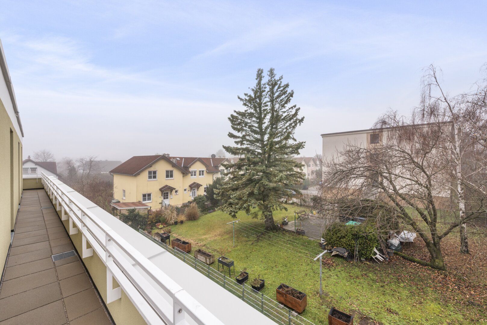 PROVISIONSFREI! Ansprechend geplante 3-Zimmer-Wohnung | Terrasse aus jedem Raum begehbar | 3 Himmelsrichtungen - Ansicht 3