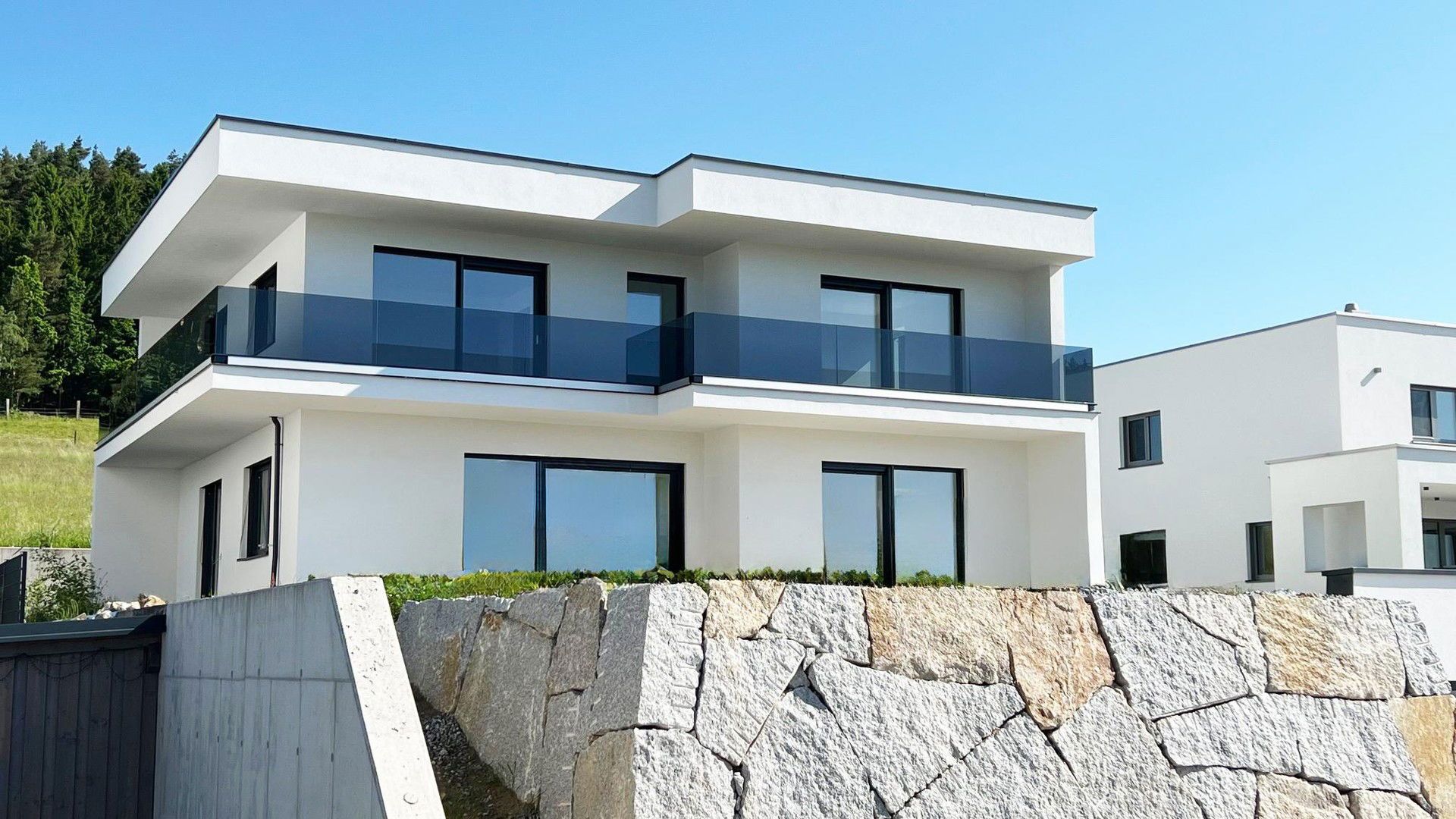 Modernes Haus mit traumhaften Ausblick, Provisionsfrei!