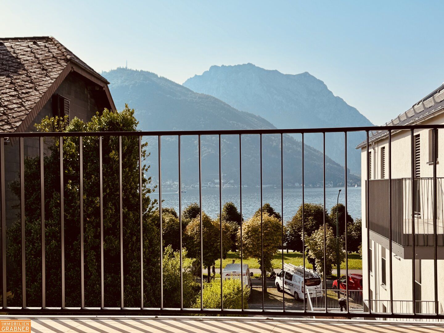 Stilvolle 4-Zimmer-Architektenwohnung mit großzügigem Wohngefühl in Gmunden