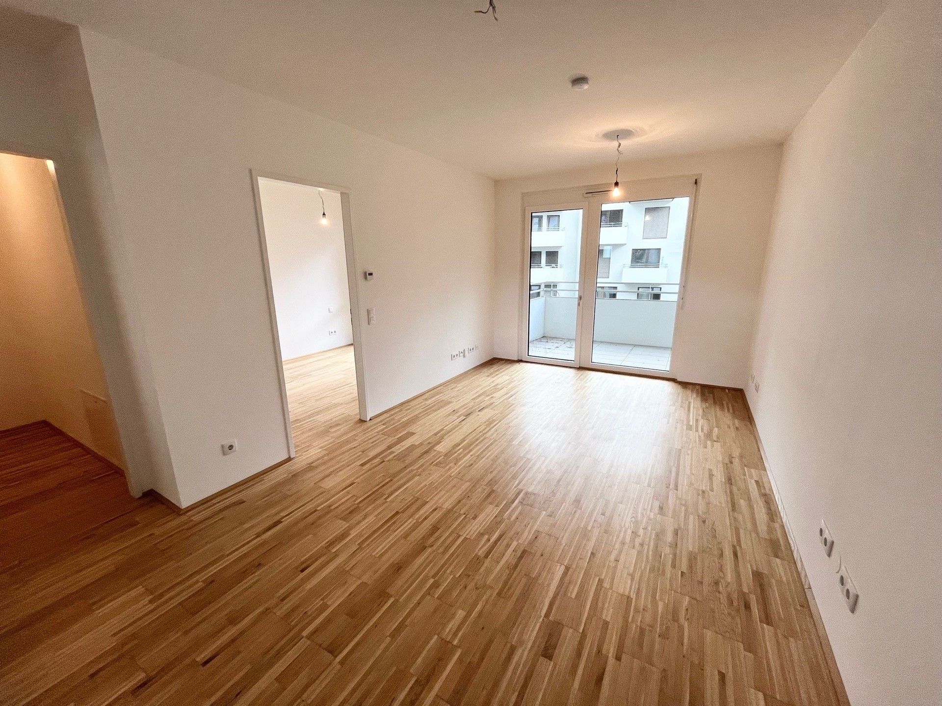 Moderne 2-Zimmer-Wohnung im 2.OG mit Balkon - ideal für Singles oder Paare - 8020 Graz