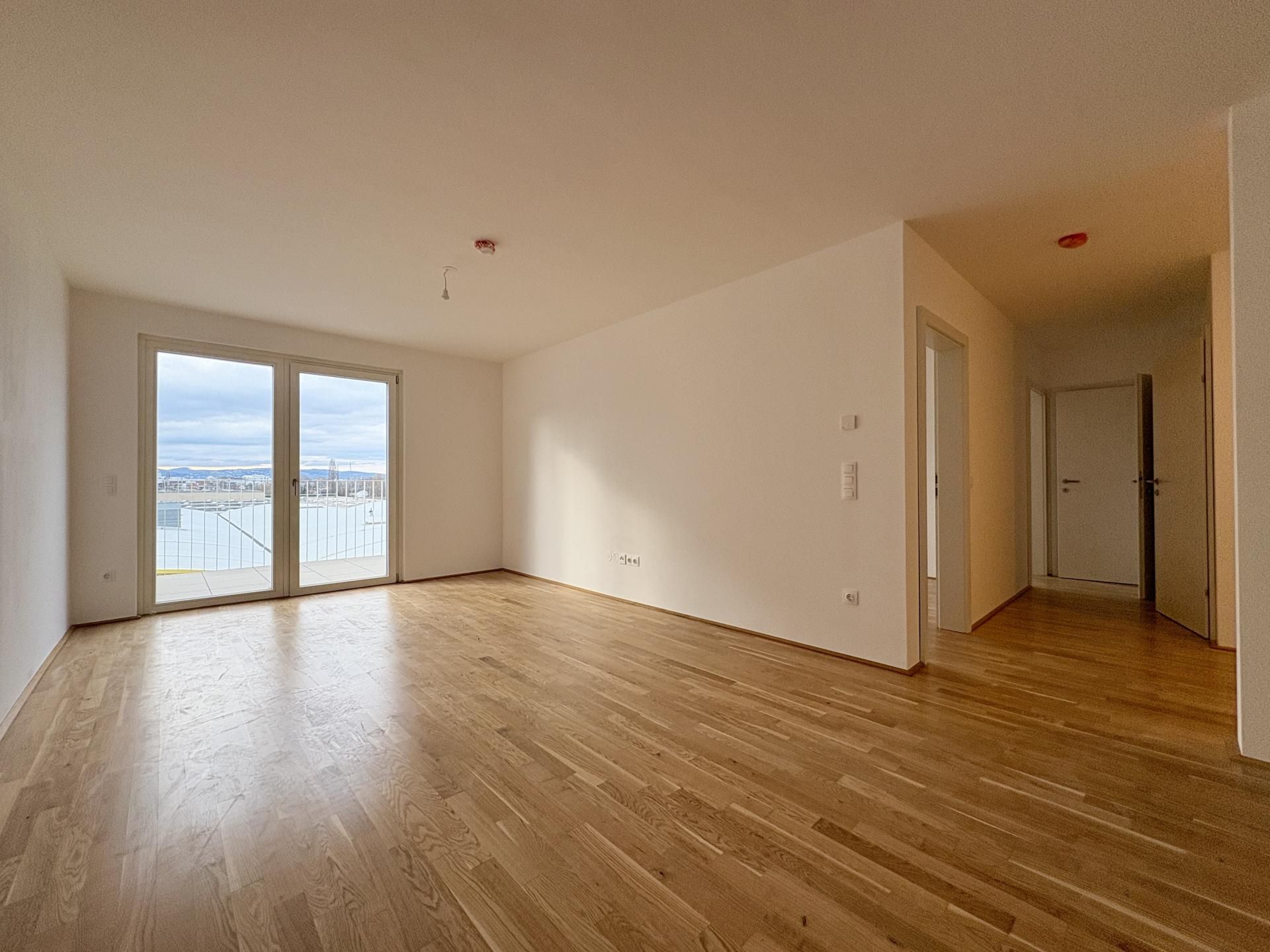 Provisionsfrei! Erstbezug: Helle 3-Zimmer-Wohnung mit Balkon in Floridsdorf