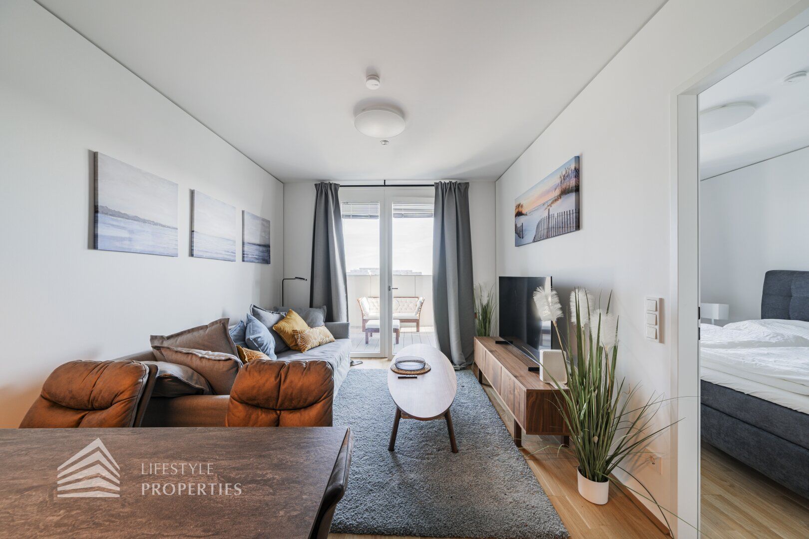 Möblierte 2-Zimmer Wohnung mit großer Loggia, Nähe U2 Donaumarina