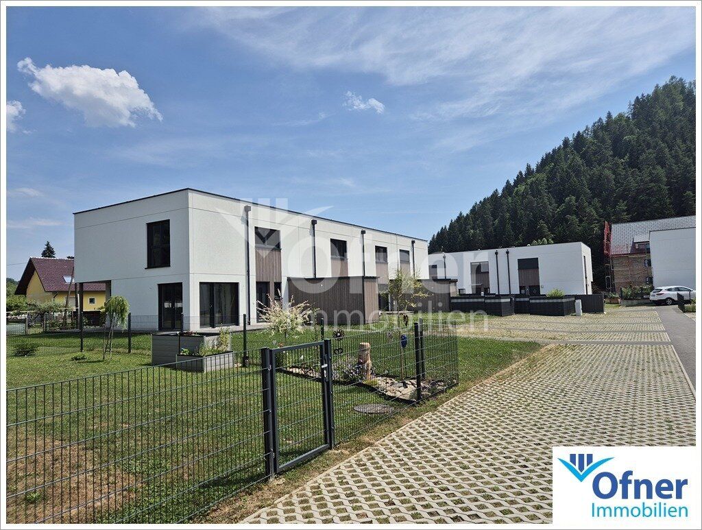 Top-Neubauprojekt: Modern wohnen in zentrumsnaher Grünlage - schlüsselfertig