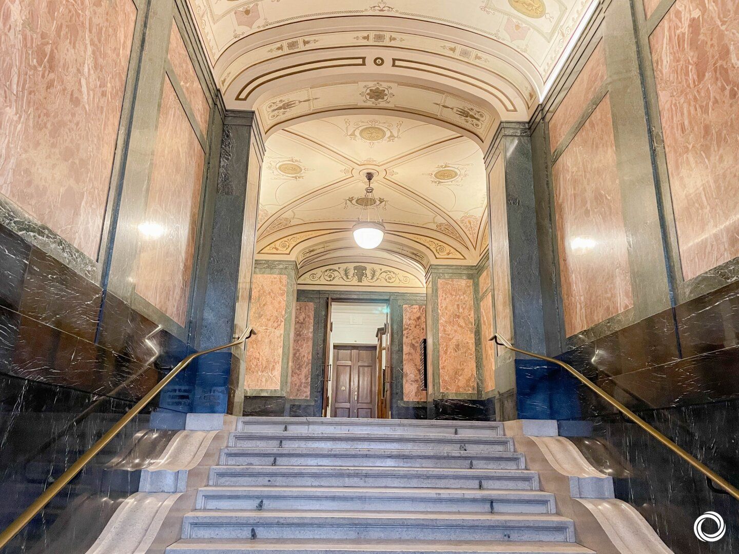 1040// Exklusive, großzügige 160 m2, 3-Zimmer Altbau-Etage Nähe Belvedere!