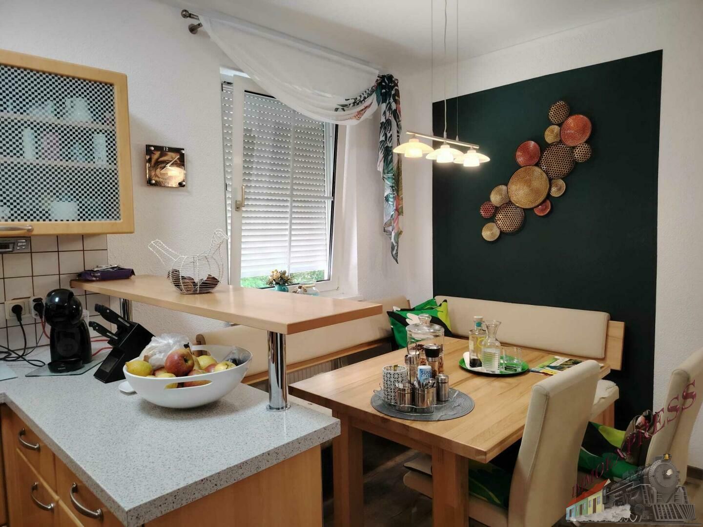Sonnige 3 Zimmer-Wohnung mit 5m²-Balkon und KFZ-Stellplatz wartet auf Sie! - Top Zustand!