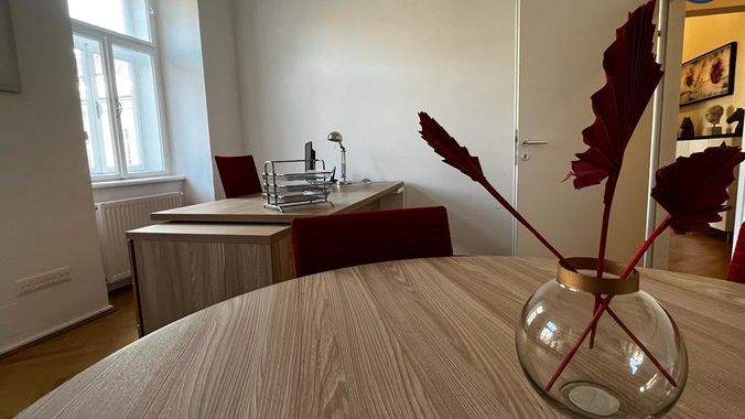 Büro 1