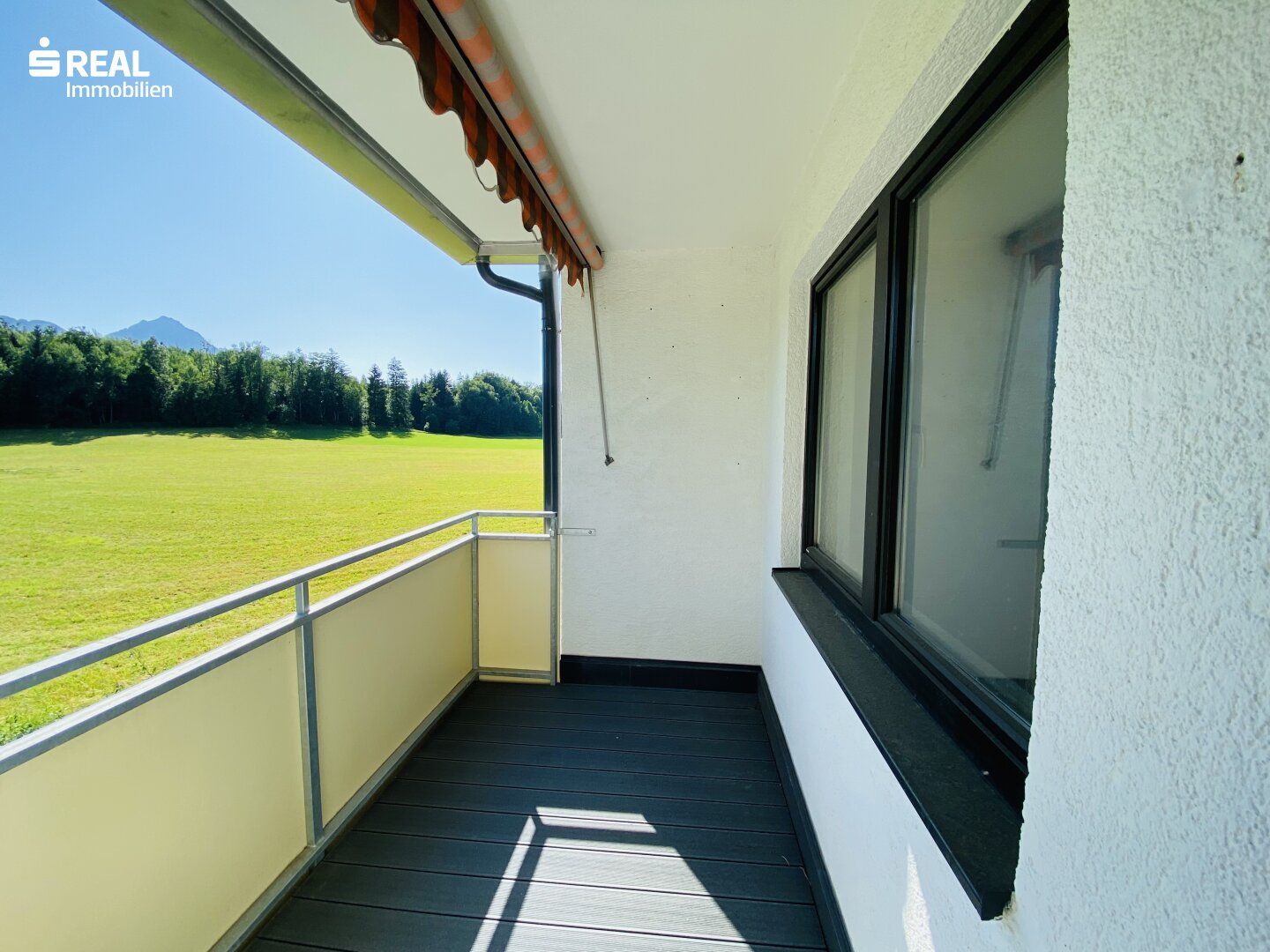4-Zimmer-Wohnung mit Loggia und traumhaftem Fernblick